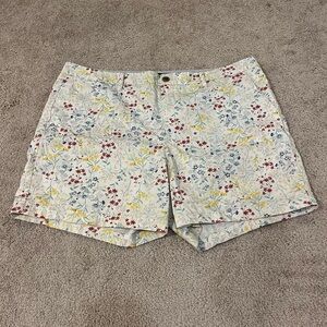 Old Navy Everyday Shorts - Floral Print